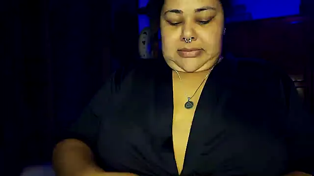 xlatinastar online show from May 2026 04:49:02 PM