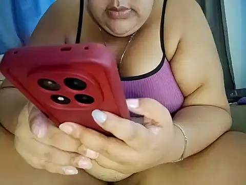 xlatinastar online show from April 2026 04:41:01 PM