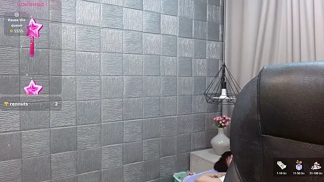 Snapshot of Iantwink18 chatting on December 2025 08:02:01 AM Iantwink18 online show from December 2025 08:02:01 AM