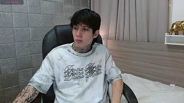 Iantwink18 online show from February 2026 12:31:02 AM