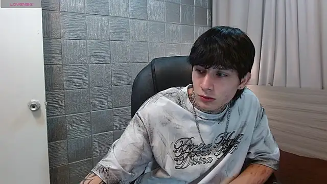 Iantwink18 online show from January 2026 06:20:01 AM