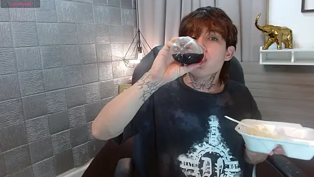 Iantwink18 online show from September 2025 05:30:01 PM
