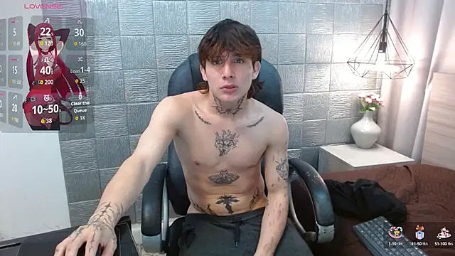 Iantwink18 online show from September 2025 11:23:02 PM