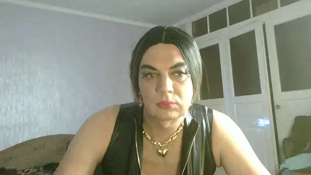 NiraFrost online show from October 2025 06:18:01 PM