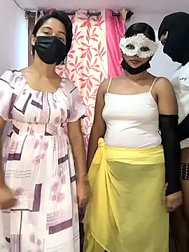 Family02 online show from February 2026 04:53:01 AM