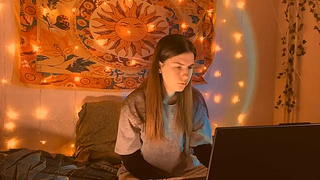 Snapshot of AliceCUNTach chatting on February 2026 05:17:02 AM AliceCUNTach online show from February 2026 05:17:02 AM