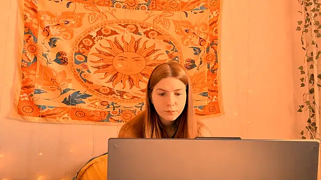 AliceCUNTach online show from April 2026 05:09:02 AM