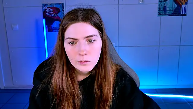 AliceCUNTach online show from October 2025 05:04:02 AM