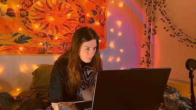 Snapshot of AliceCUNTach chatting on February 2026 05:07:02 AM AliceCUNTach online show from February 2026 05:07:02 AM