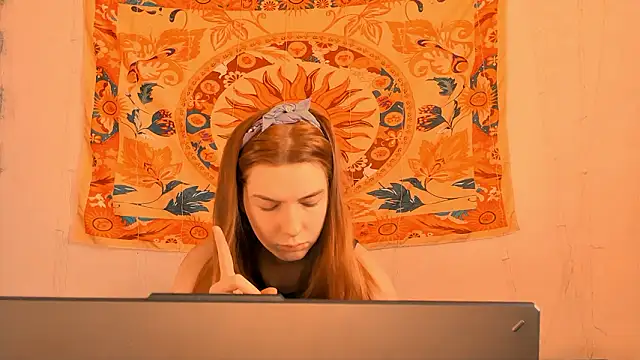 AliceCUNTach online show from March 2026 05:09:02 AM