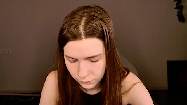 AliceCUNTach online show from December 2025 05:06:02 AM