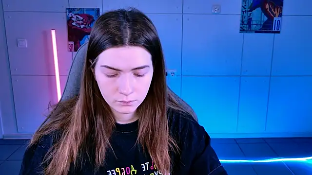 AliceCUNTach online show from November 2025 05:12:02 AM