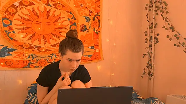 AliceCUNTach online show from March 2026 05:02:02 AM