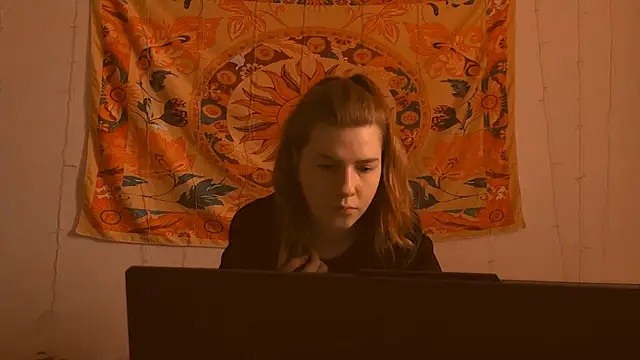 AliceCUNTach online show from April 2026 05:03:01 AM