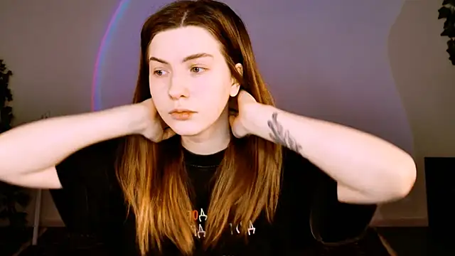 AliceCUNTach online show from November 2025 05:07:01 AM