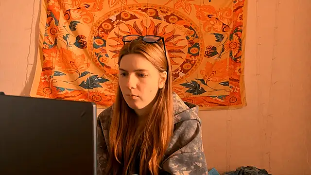 AliceCUNTach online show from April 2026 05:09:02 AM