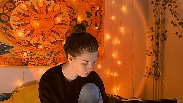 Snapshot of AliceCUNTach chatting on March 2026 05:03:02 AM AliceCUNTach online show from March 2026 05:03:02 AM