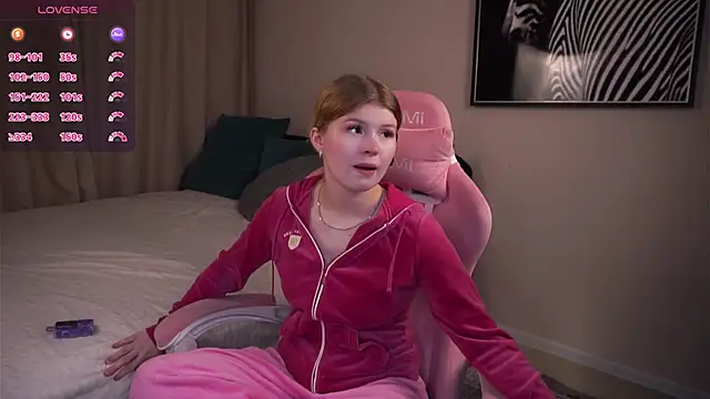 Snapshot of ShontaWasilko chatting on November 2025 05:18:01 PM ShontaWasilko online show from November 2025 05:18:01 PM