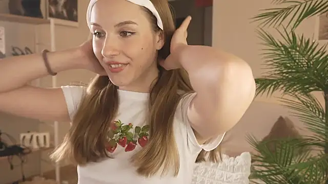 Vegas V online show from November 2025 02:18:01 PM