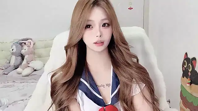 xiaoyugan-99 online show from November 2025 03:23:02 PM