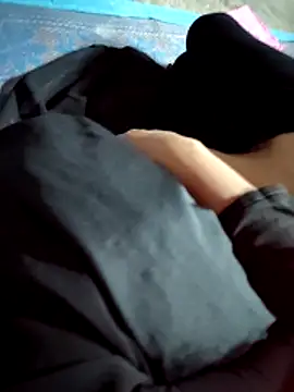 Snapshot of Hot_lali_555 chatting on October 2025 06:12:01 AM Hot lali 555 online show from October 2025 06:12:01 AM