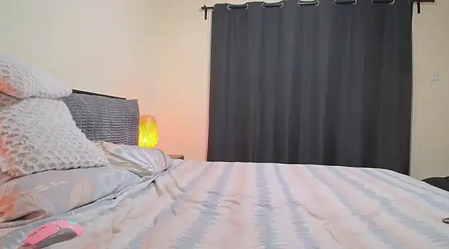 aussiepeaches online show from March 2025 11:51:02 AM