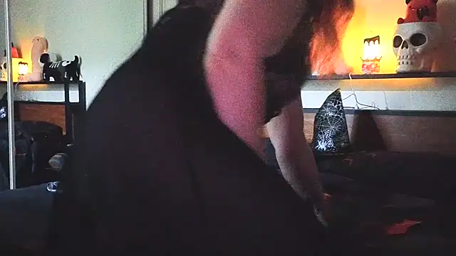 aussiepeaches online show from October 2025 11:30:01 AM