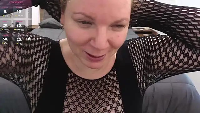 aussiepeaches online show from April 2026 02:38:01 AM