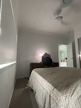 aussiepeaches online show from May 2026 12:48:01 AM