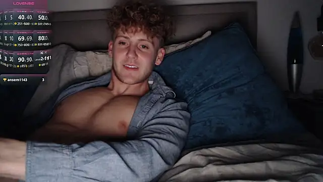 DominantAlex18 online show from April 2026 09:54:02 PM