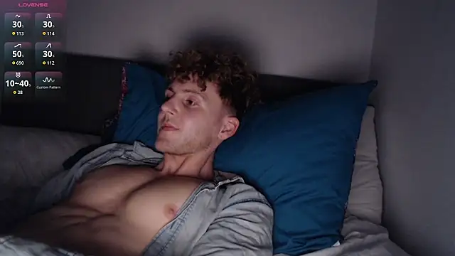 DominantAlex18 online show from April 2026 02:12:02 PM