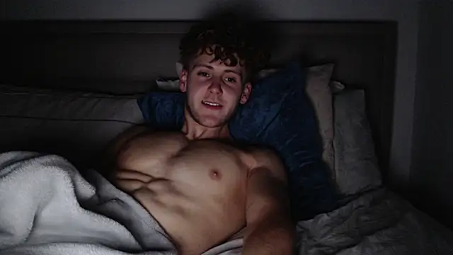 DominantAlex18 online show from March 2026 05:06:01 PM