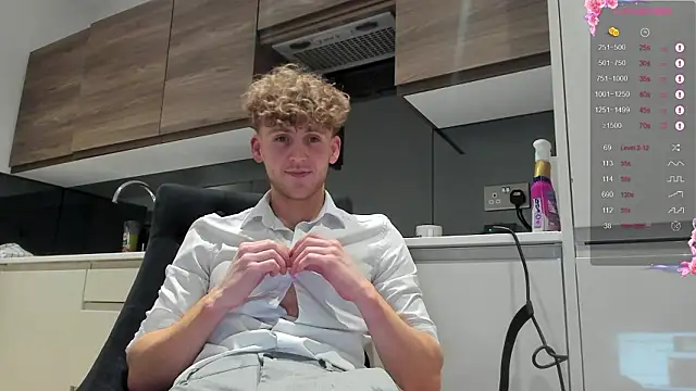 DominantAlex18 online show from February 2026 02:50:02 PM