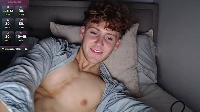 DominantAlex18 online show from March 2026 02:44:02 AM