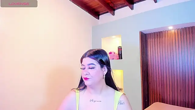 TianaGlow26 online show from September 2025 07:47:02 PM