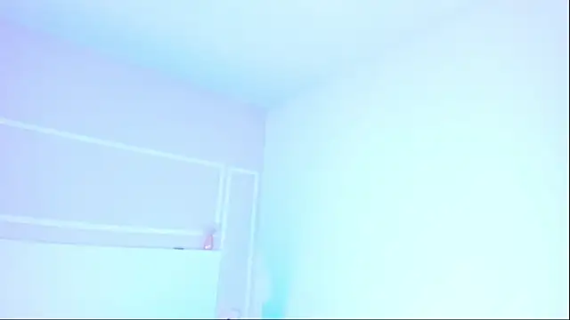 TianaGlow26 online show from October 2025 06:54:02 PM