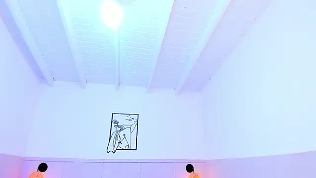 TianaGlow26 online show from November 2025 07:39:01 PM