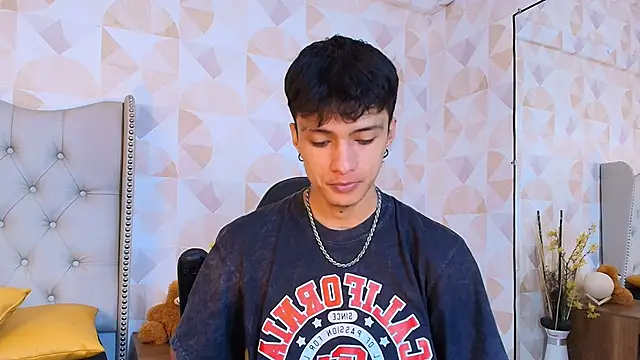 Lean Portman online show from March 2026 02:16:01 PM