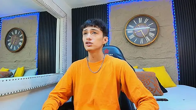 Lean Portman online show from June 2026 01:43:02 PM