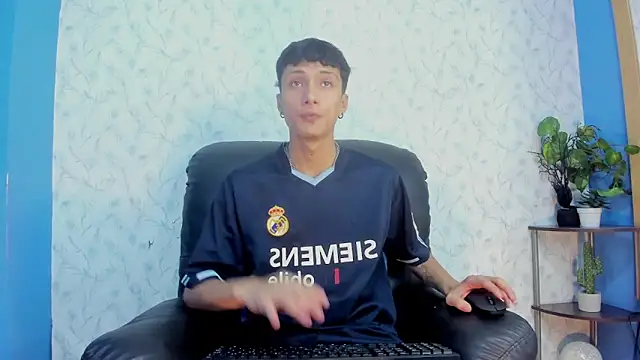 Lean Portman online show from June 2026 03:12:02 PM
