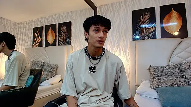 Lean Portman online show from July 2026 10:18:02 PM