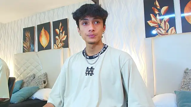 Lean Portman online show from November 2025 09:31:01 PM