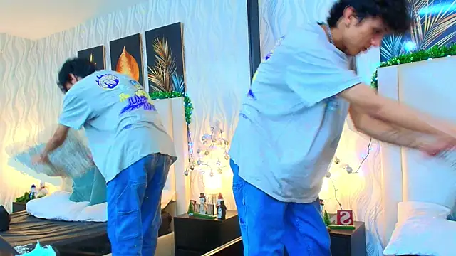 Lean Portman online show from December 2025 09:14:01 PM