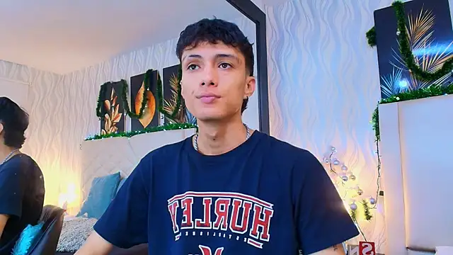 Lean Portman online show from December 2025 09:07:02 PM