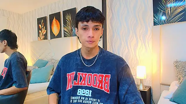 Lean Portman online show from April 2026 02:51:02 AM