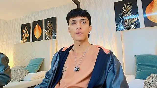 Lean Portman online show from January 2026 09:00:02 PM