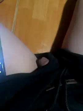 Snapshot of dogslavehf chatting on November 2025 03:16:02 PM dogslavehf online show from November 2025 03:16:02 PM