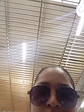 Angelly ricura online show from May 2026 09:15:01 PM