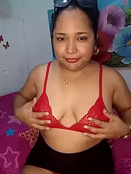 Angelly ricura online show from March 2026 09:42:02 PM