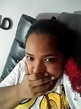 Snapshot of Angelly_ricura chatting on November 2025 04:54:01 PM Angelly ricura online show from November 2025 04:54:01 PM